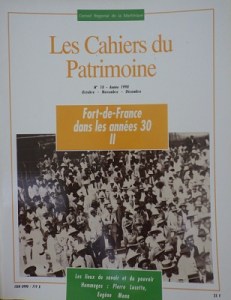 tanlistwa, couverture représentant une carte postale en noir et blanc d'une foule d'Antillais habillés majoritairement en blanc.