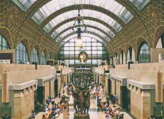 tanlistwa, photo prise dans un hall d'un grand batiment rappelant un hall de grand musée